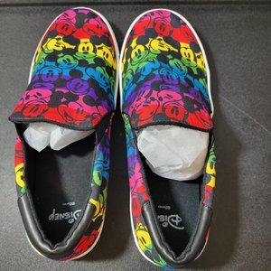 TORRID DISNEY 9.5 WW